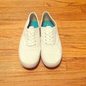 White American Eagle Shoes